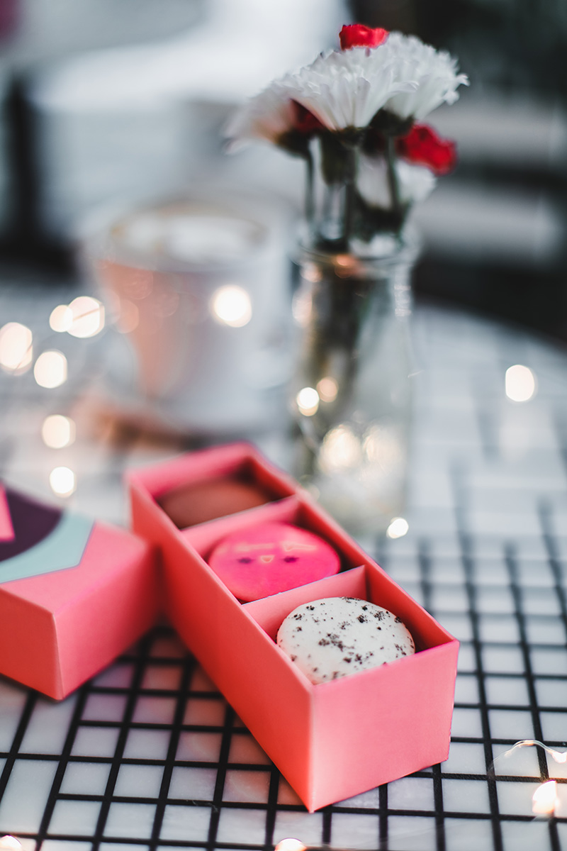 macaron product photography